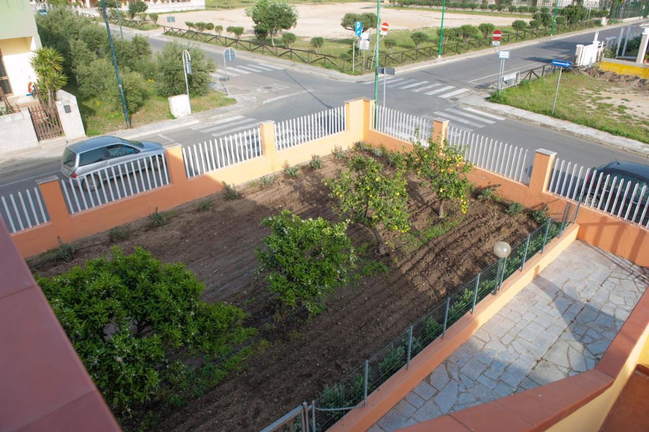 Lemon Apartments Villasimius Exterior foto